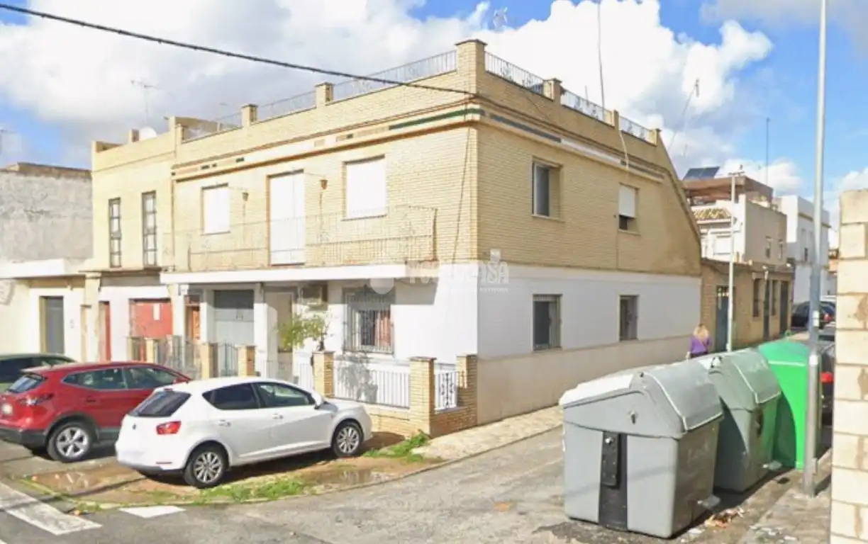 Vista exterior de Pis en venda en Coria del Río