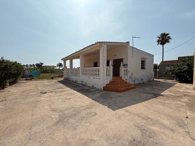 Außenansicht von Country house zum Verkauf in Cullera mit Klimaanlage, Privatgarten und Terrasse