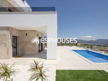 Villa mit Balkon zum Verkauf in Casco urbano