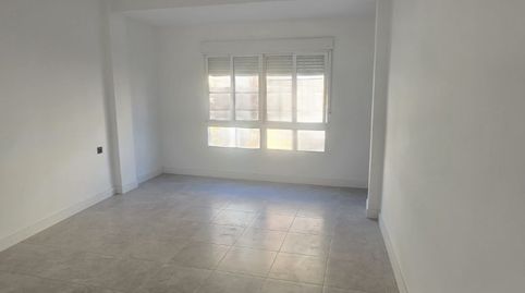 Foto 2 de Piso en venta en Calle Jerónimo Santa Fe, 15, San José, Lorca