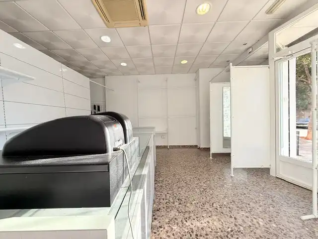 Gewerbefläche zur Miete in Carrer del Riu Adra 34, imagen 13