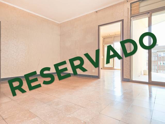 Piso en Venta en Carrer d'Olesa en Navas