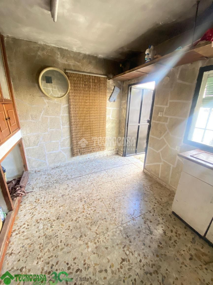 Casa adosada en venda en Torrubia del Campo amb Calefacció i Moblat