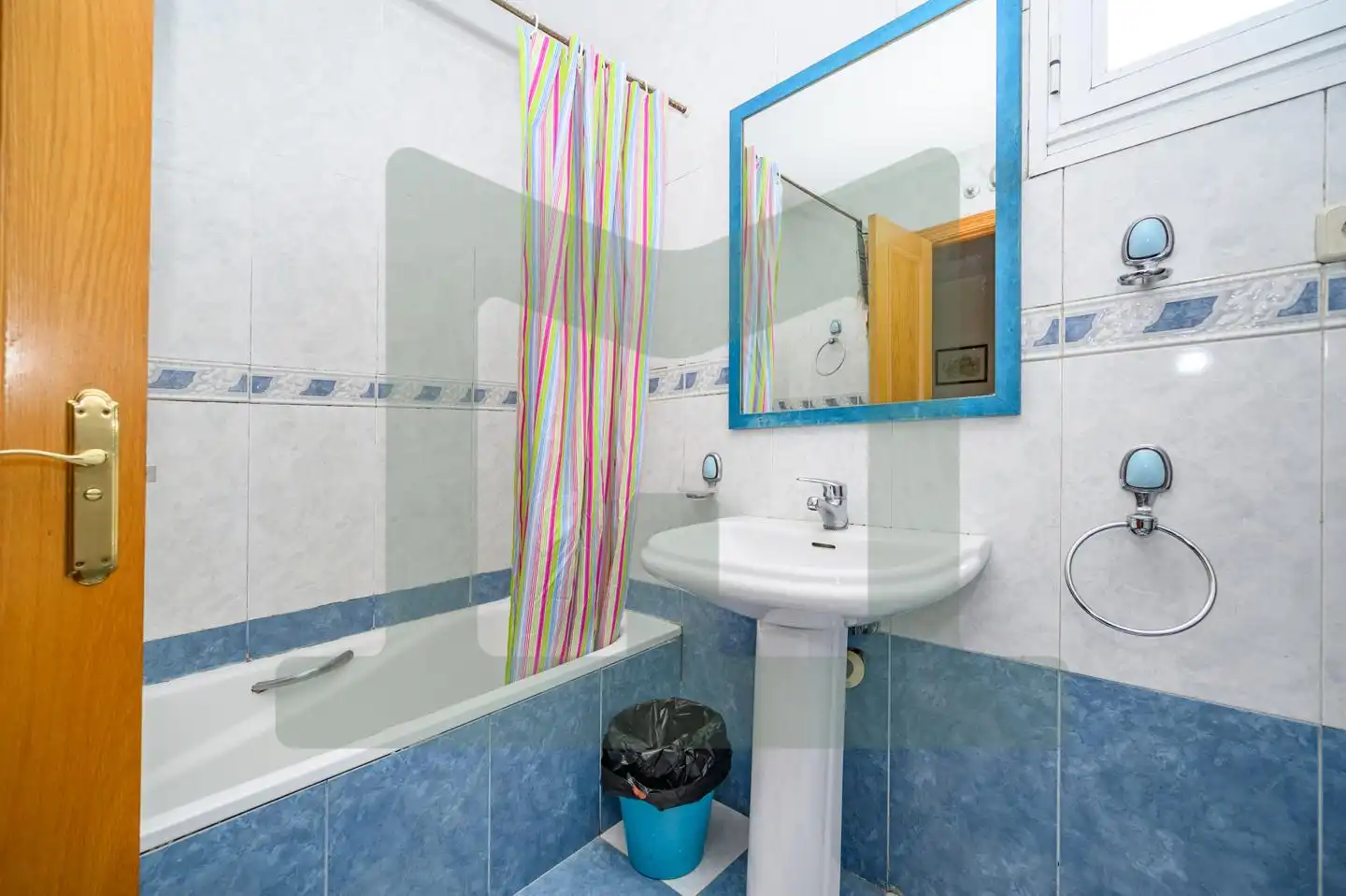 Bany de Casa o xalet en venda en Villanueva del Pardillo amb Aire condicionat, Calefacció i Jardí privat