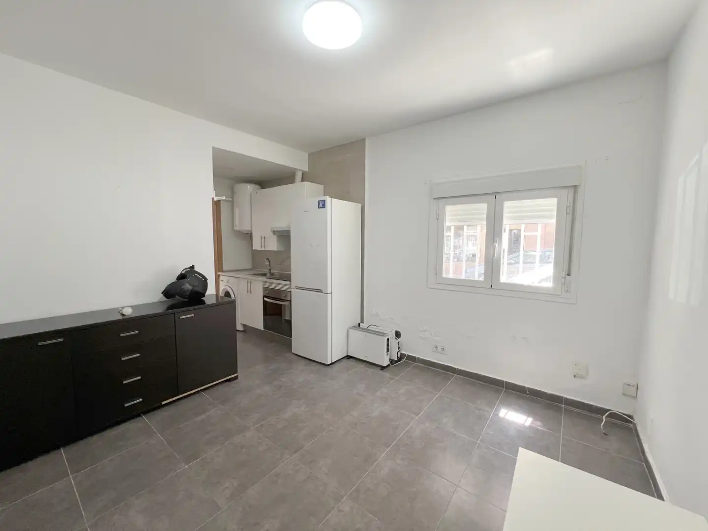 Cuina de Apartament de lloguer en Leganés amb Calefacció, Moblat i Rentadora