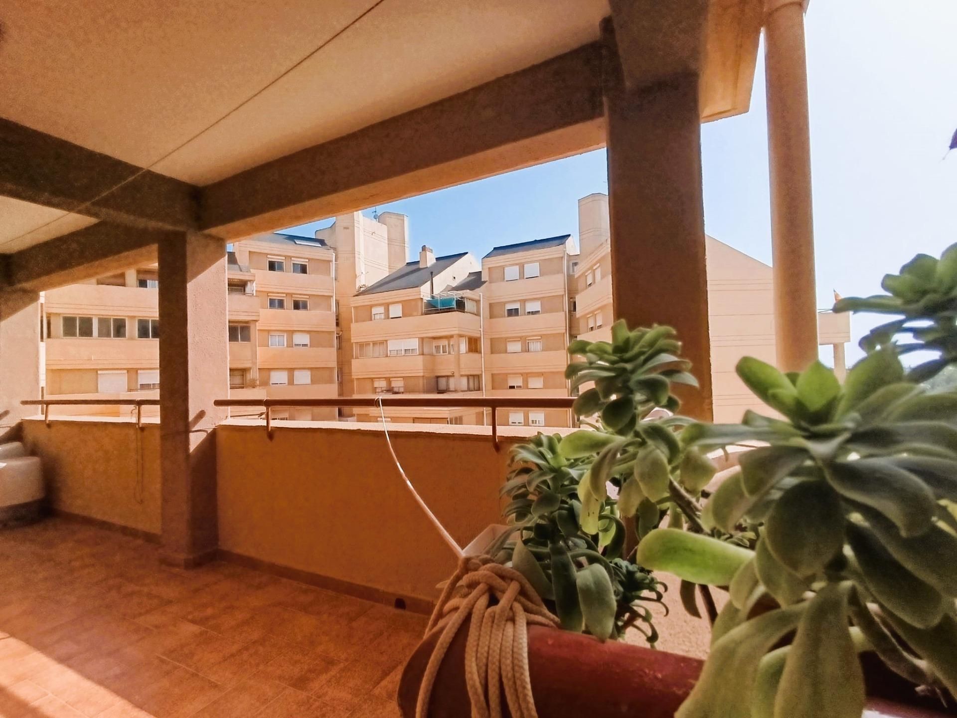 Terrassa de Dúplex en venda en La Línea de la Concepción amb Terrassa i Traster