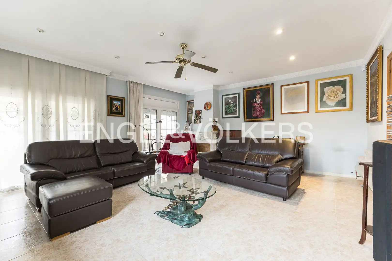 Living room of Houses for sale in Vallirana, Barcelona