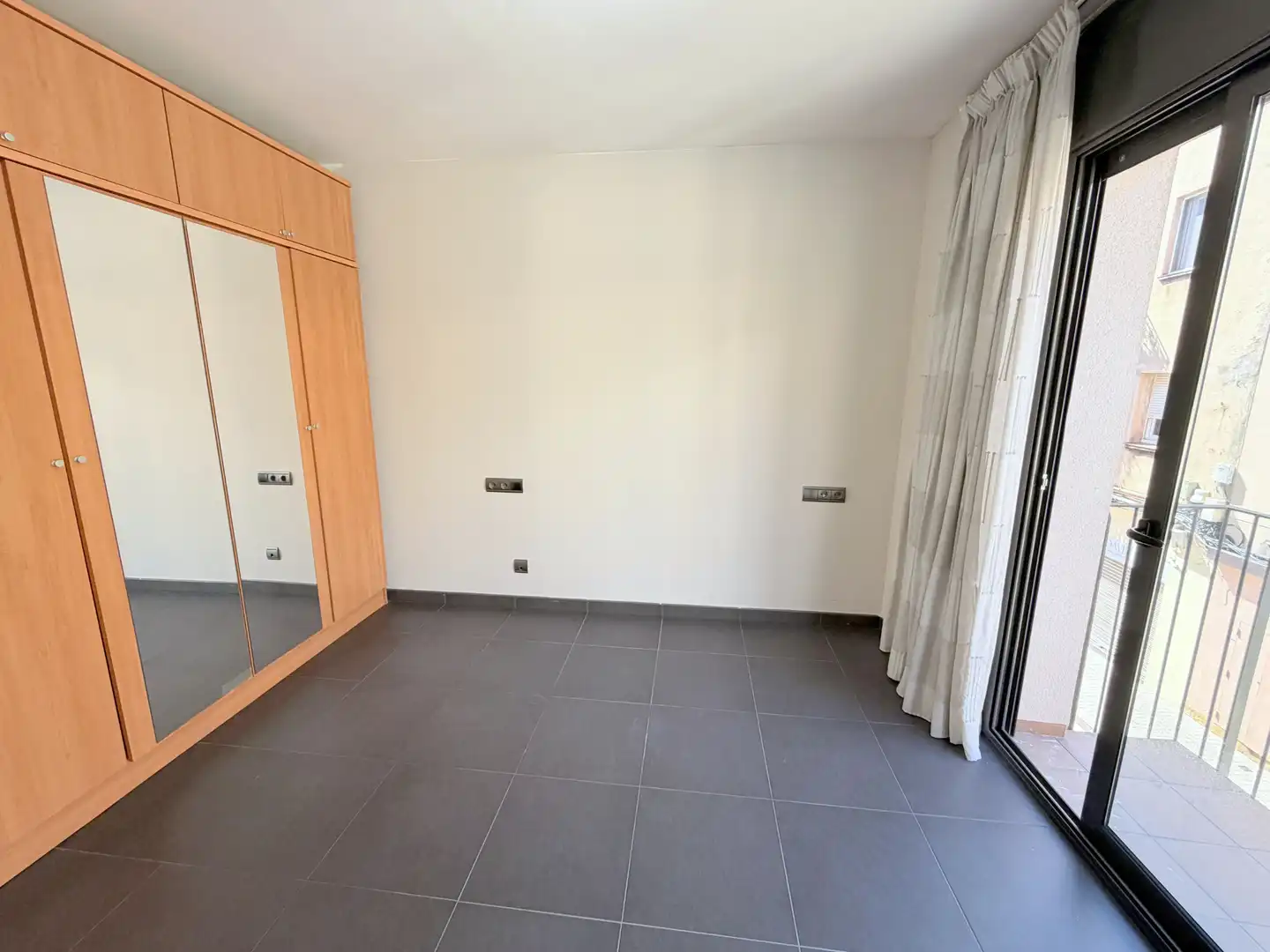Flat for rent in Carrer de l'Hospital, 19, Centre