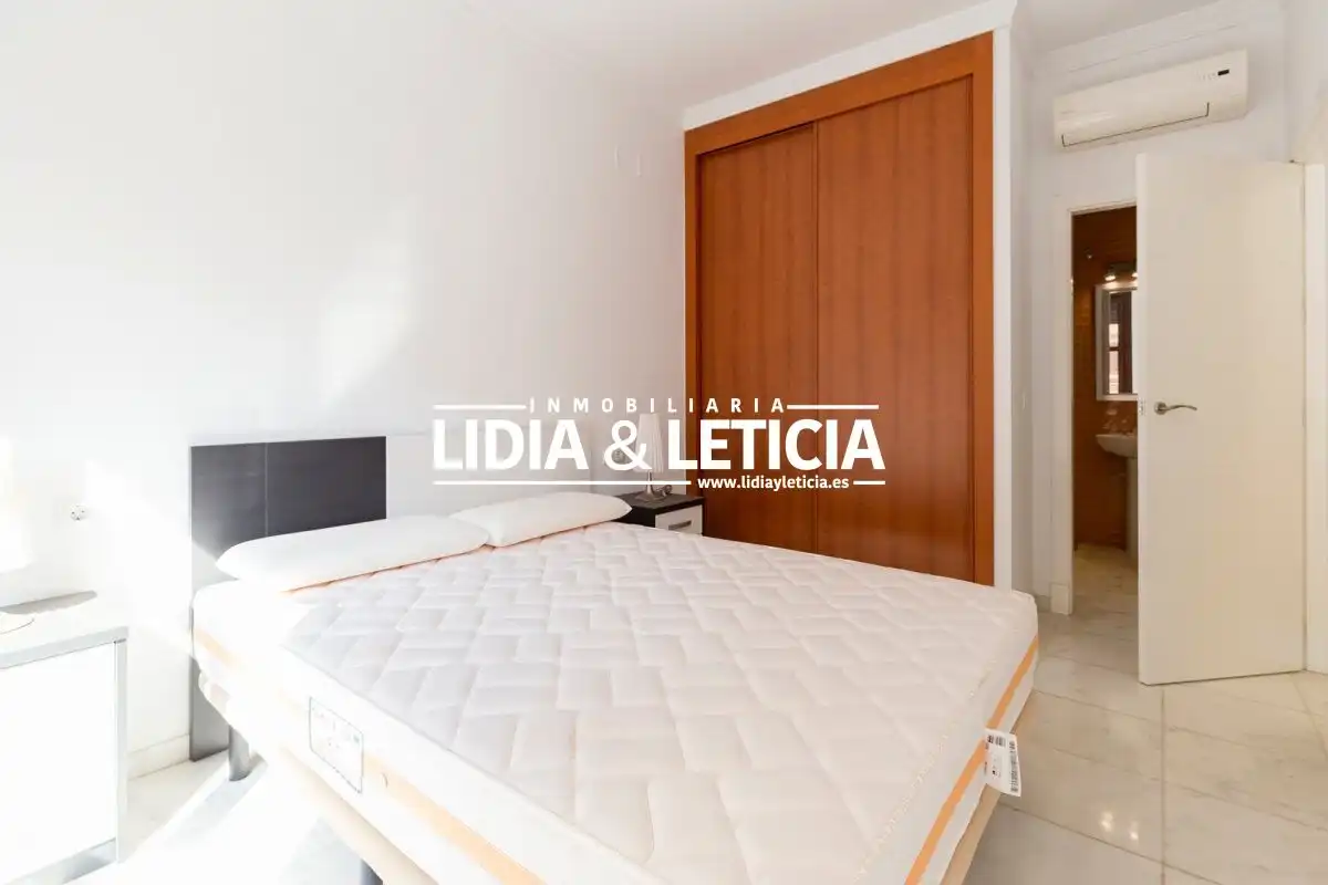 Flat with terrace for sale in Centro, imagen 5