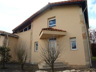 Casa amb jardí en venda a Santa Olalla