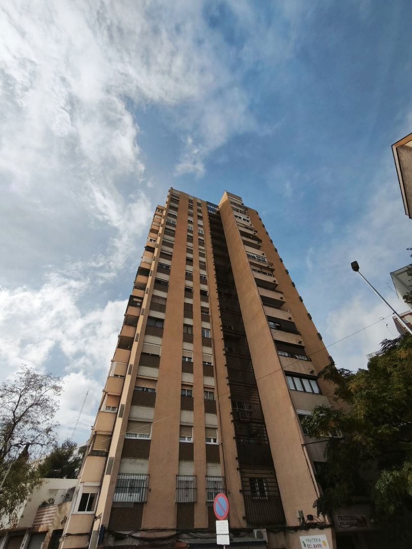 Exterior view of Flat for sale in  Barcelona Capital  with Terrace and Balcony