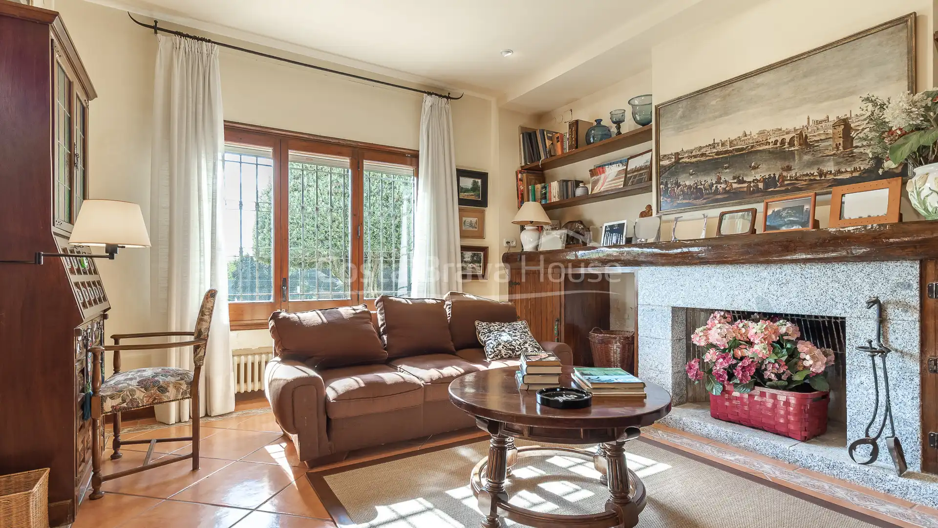 Sala d'estar de Casa o xalet en venda en Sant Andreu de Llavaneres amb Calefacció, Jardí privat i Terrassa