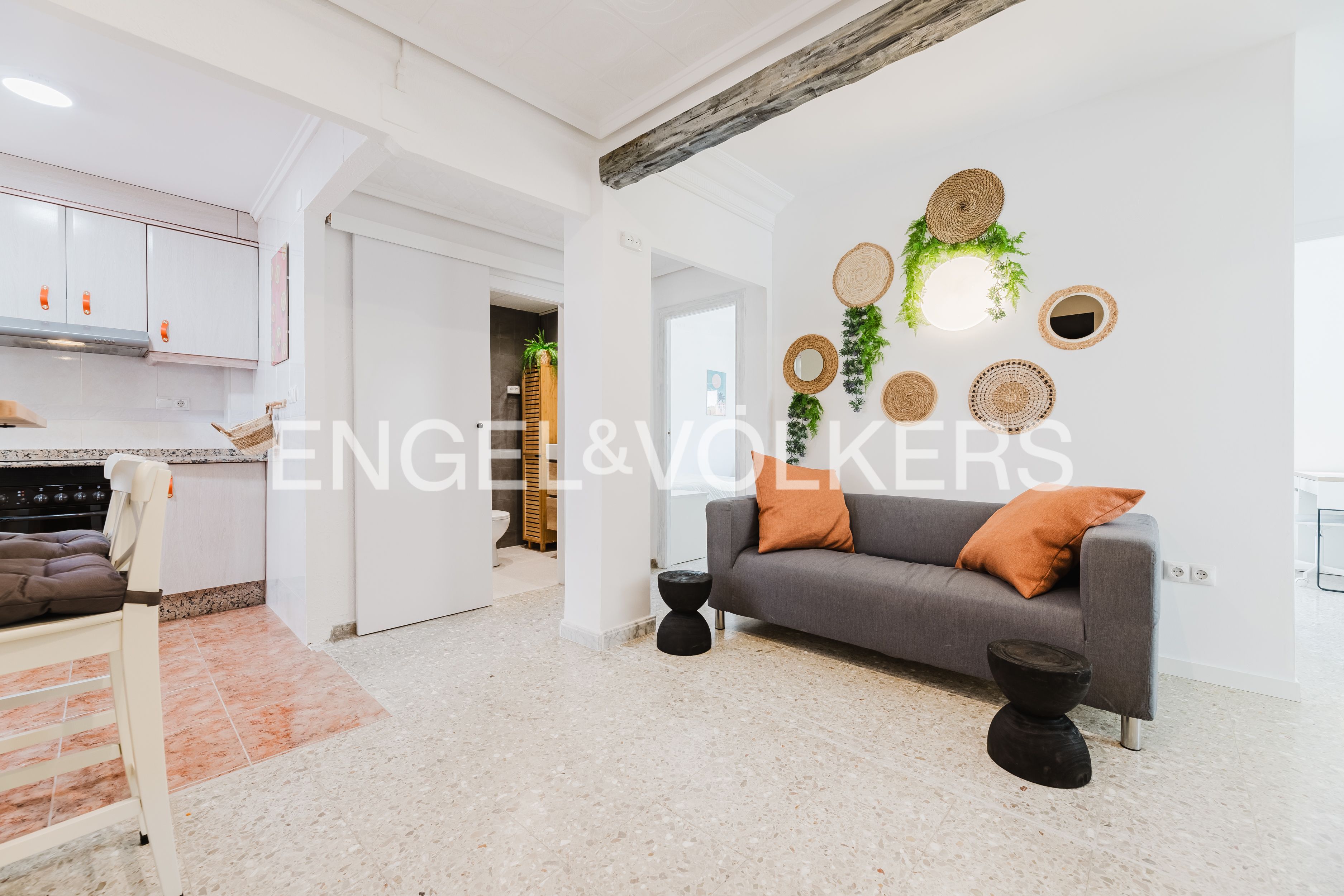 Sala de estar de Piso de alquiler en  Valencia Capital con Aire acondicionado, Calefacción y Amueblado