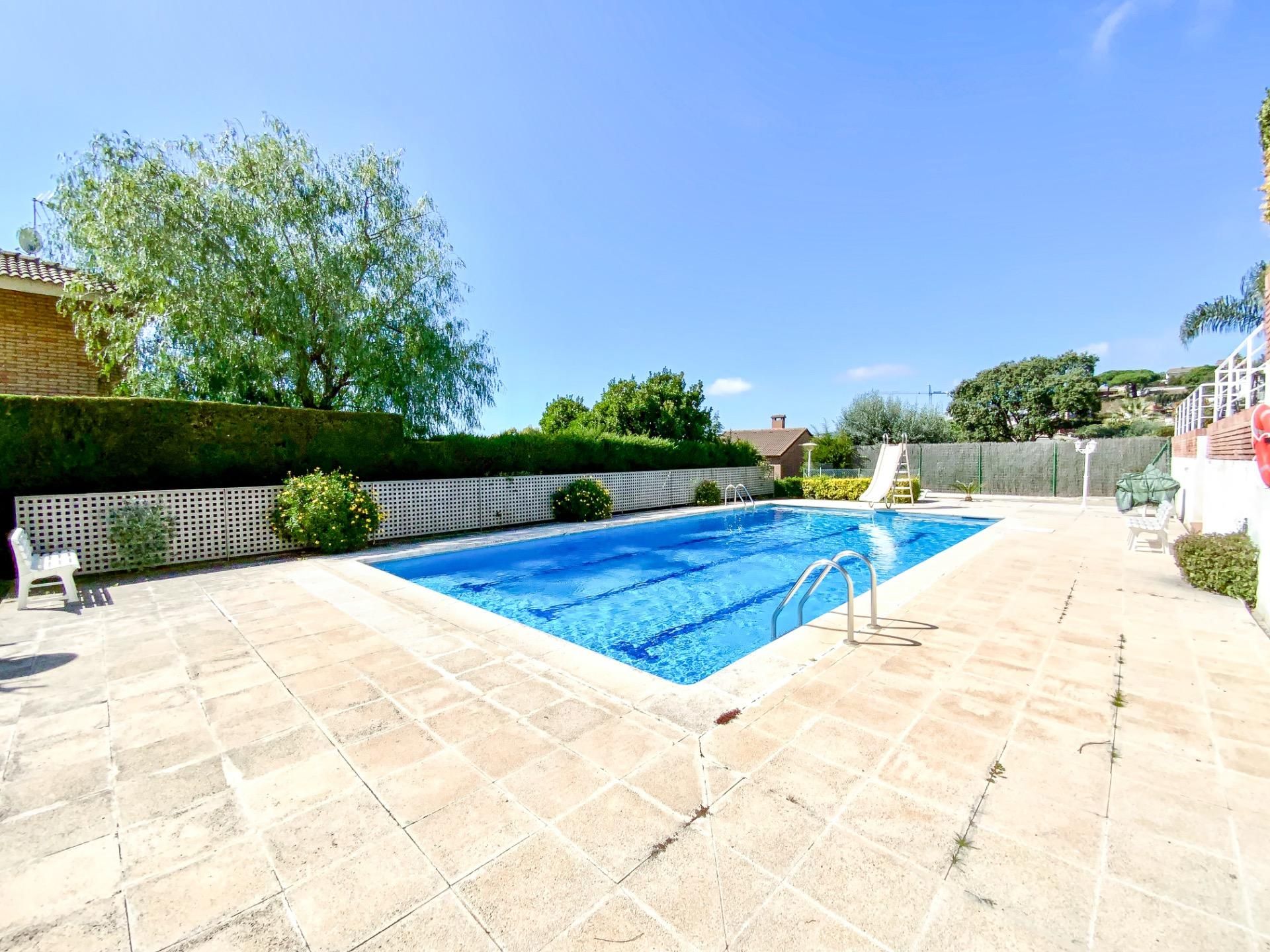 Swimming pool of Single-family semi-detached for sale in Teià  with Private garden, Terrace and Storage room