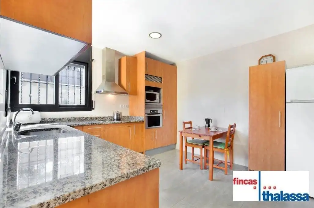Casa con piscina in vendita a Lloret Residencial - Montlloret, imagen 4
