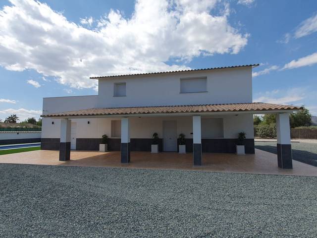 Casa-chalet en Venta en DE LOS BERENGUERES en Torrecilla