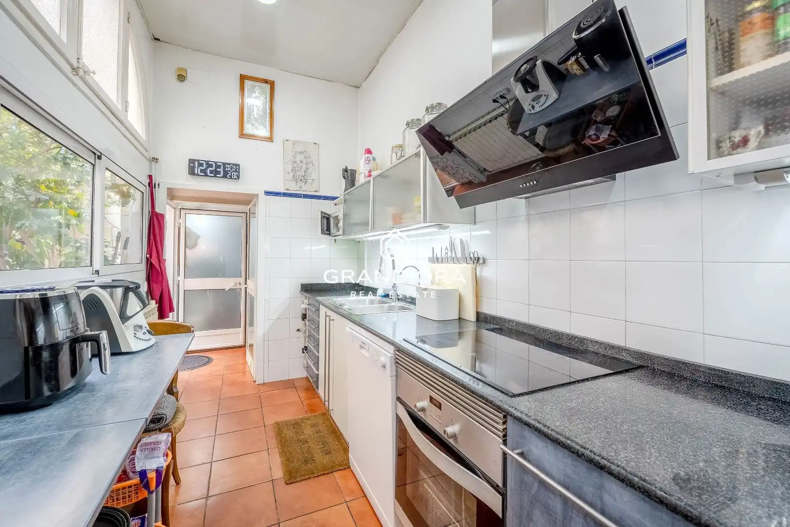Cuina de Casa o xalet en venda en El Masnou amb Terrassa