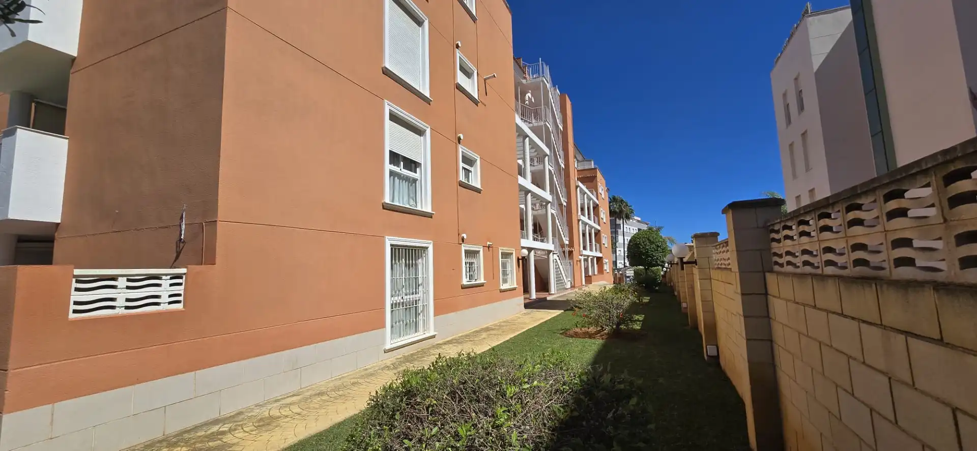 Vista exterior de Apartamento en venta en Dénia con Aire acondicionado, Calefacción y Terraza
