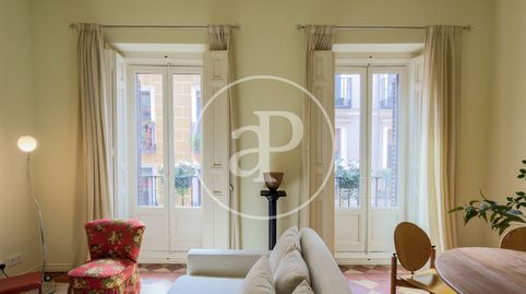 Photo 4 of Flat for rent in C/ de Jesús del Valle, Universidad - Malasaña, Madrid Capital