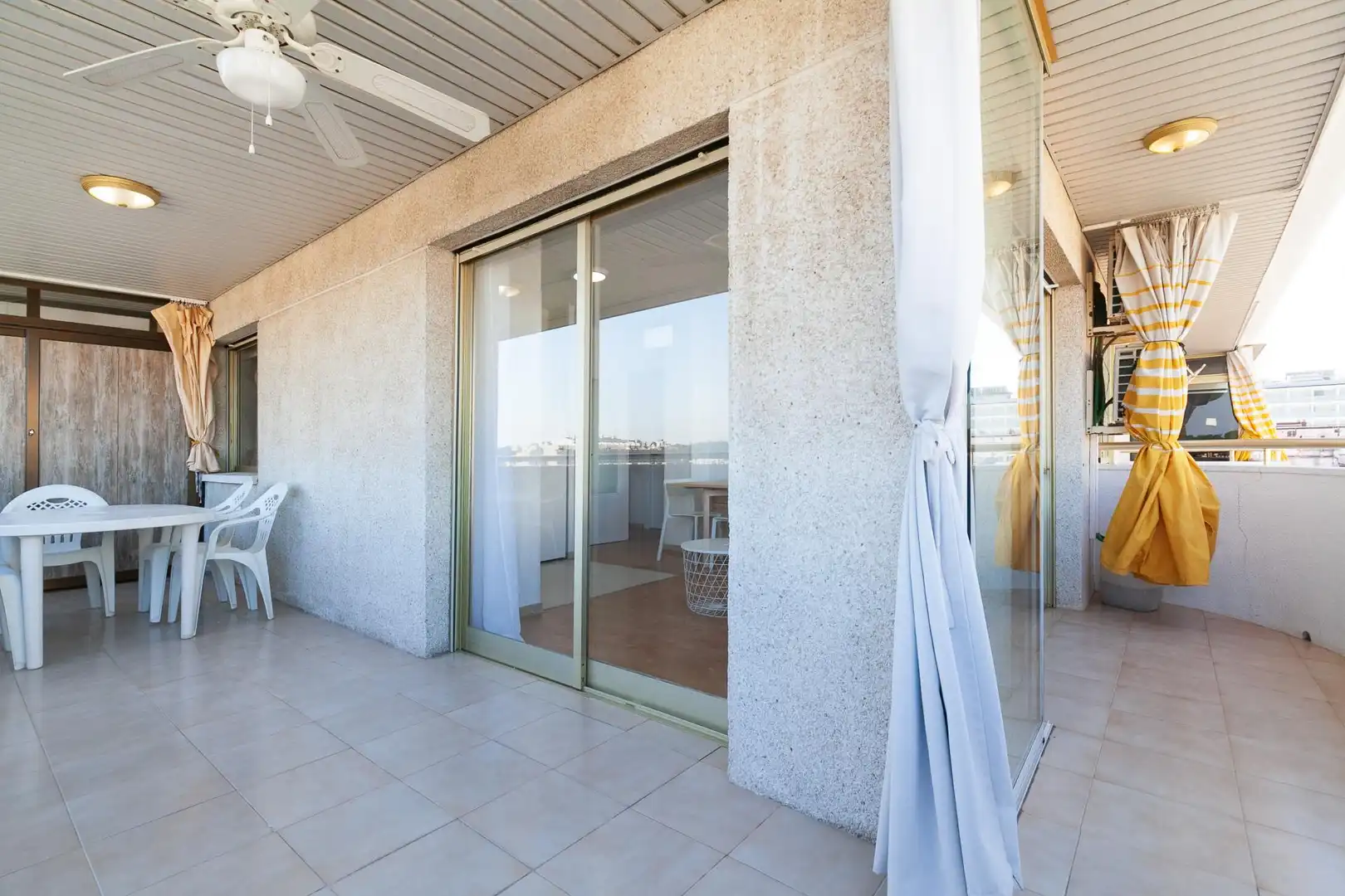 Apartamento en venta en de Carles Buïgas, Mar i Camp - Platja dels Capellans