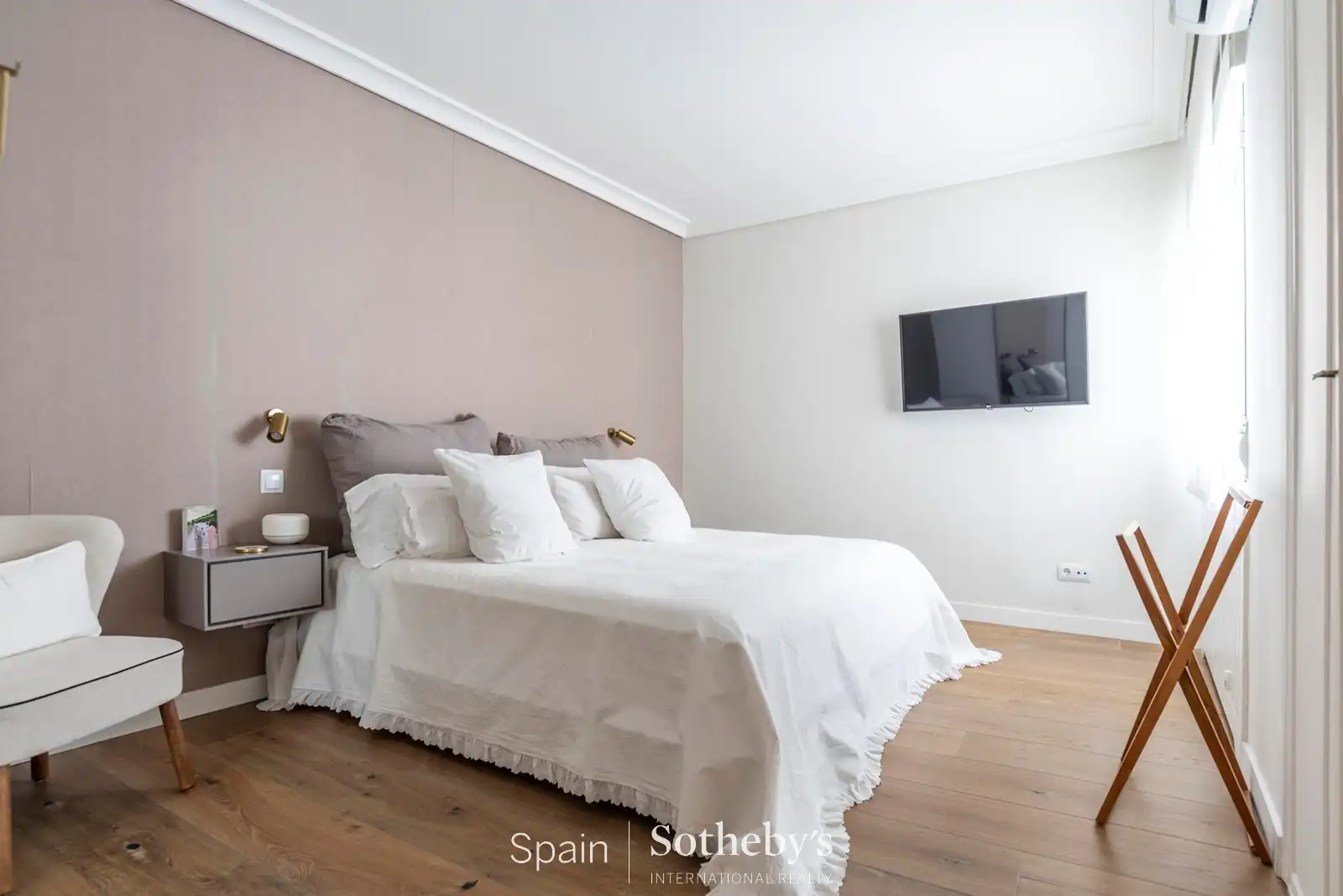 Dormitori de Apartament en venda en Madrid amb Aire condicionat, Calefacció i Traster