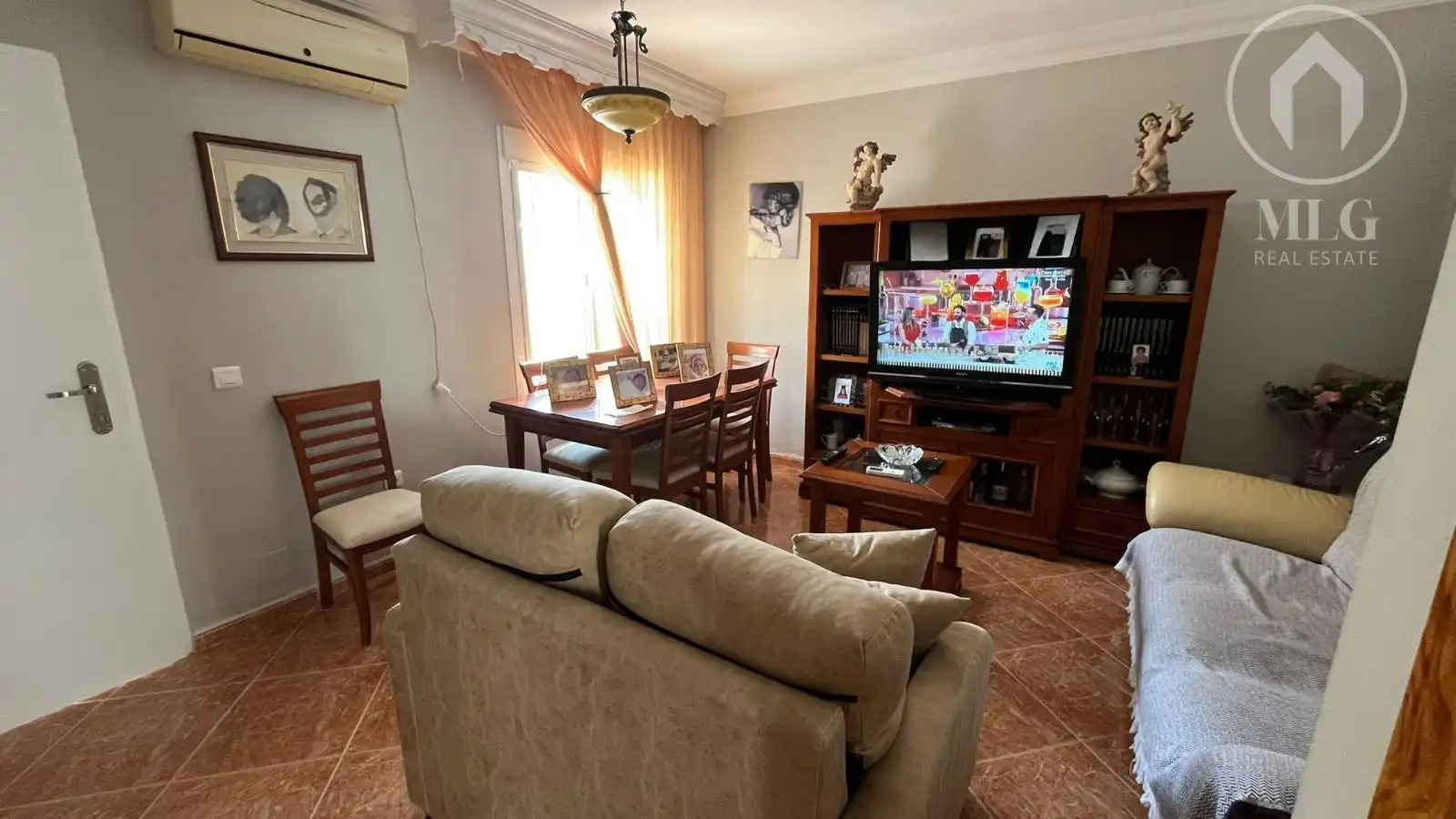 Sala de estar de Casa o chalet en venta en Málaga con Aire acondicionado, Terraza y Amueblado