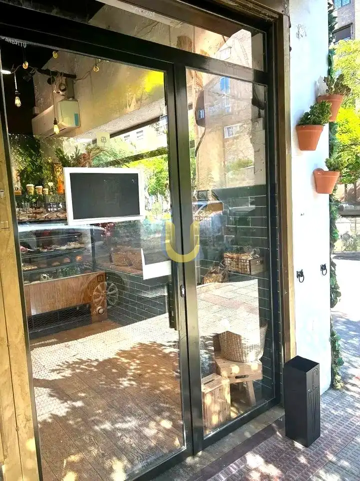 Gewerbefläche zur Übernahme in El Puerto