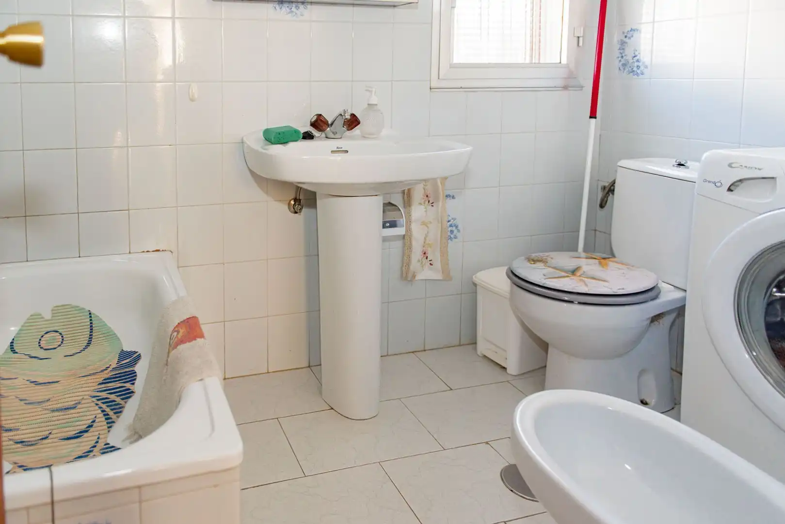 Bathroom of Houses for sale in Molinaseca  with Private garden and Furnished