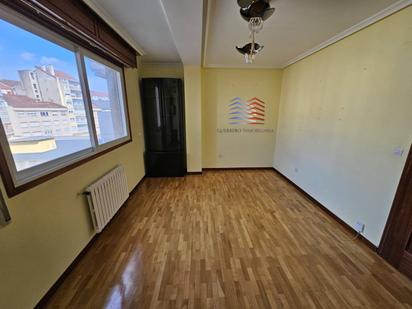 Living room of Apartment to rent in Ourense Capital   with Heating and Parquet flooring
