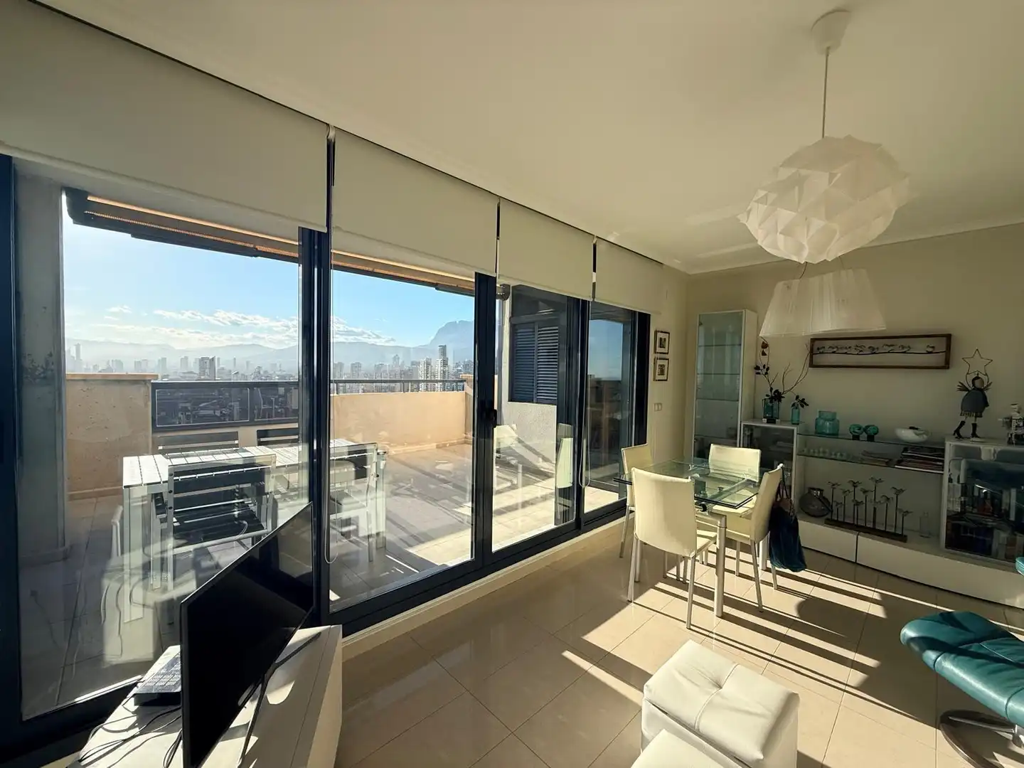 Living room of Attic for sale in Benidorm  with Air Conditioner, Private garden and Terrace