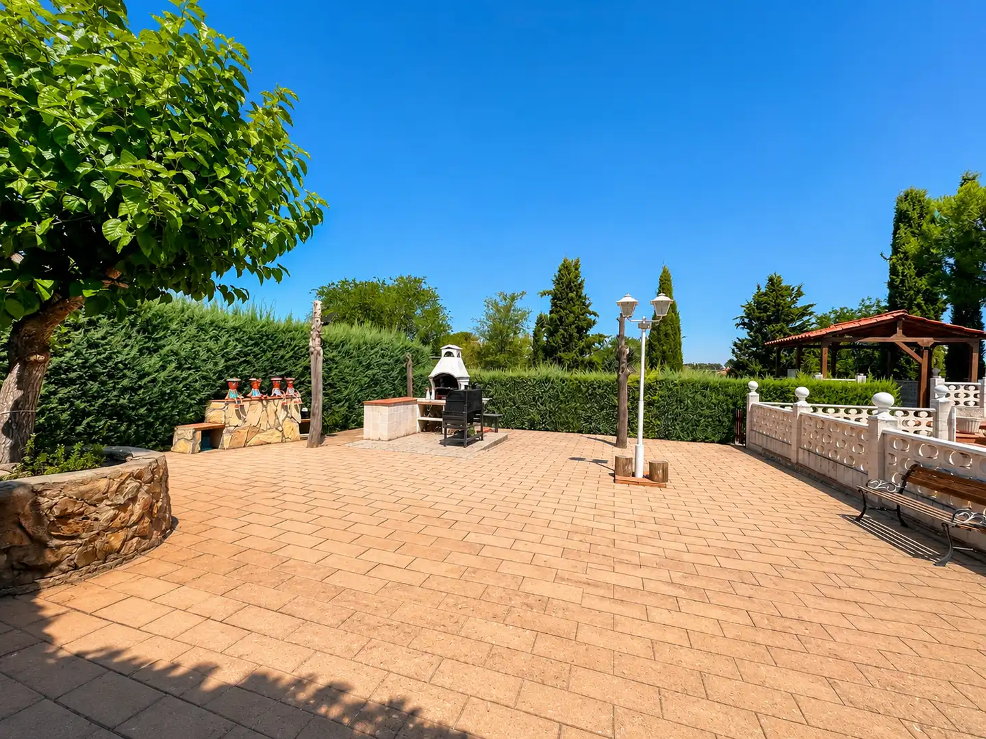 Terraza de Casa o chalet en venta en Nuevo Baztán con Aire acondicionado, Calefacción y Jardín privado