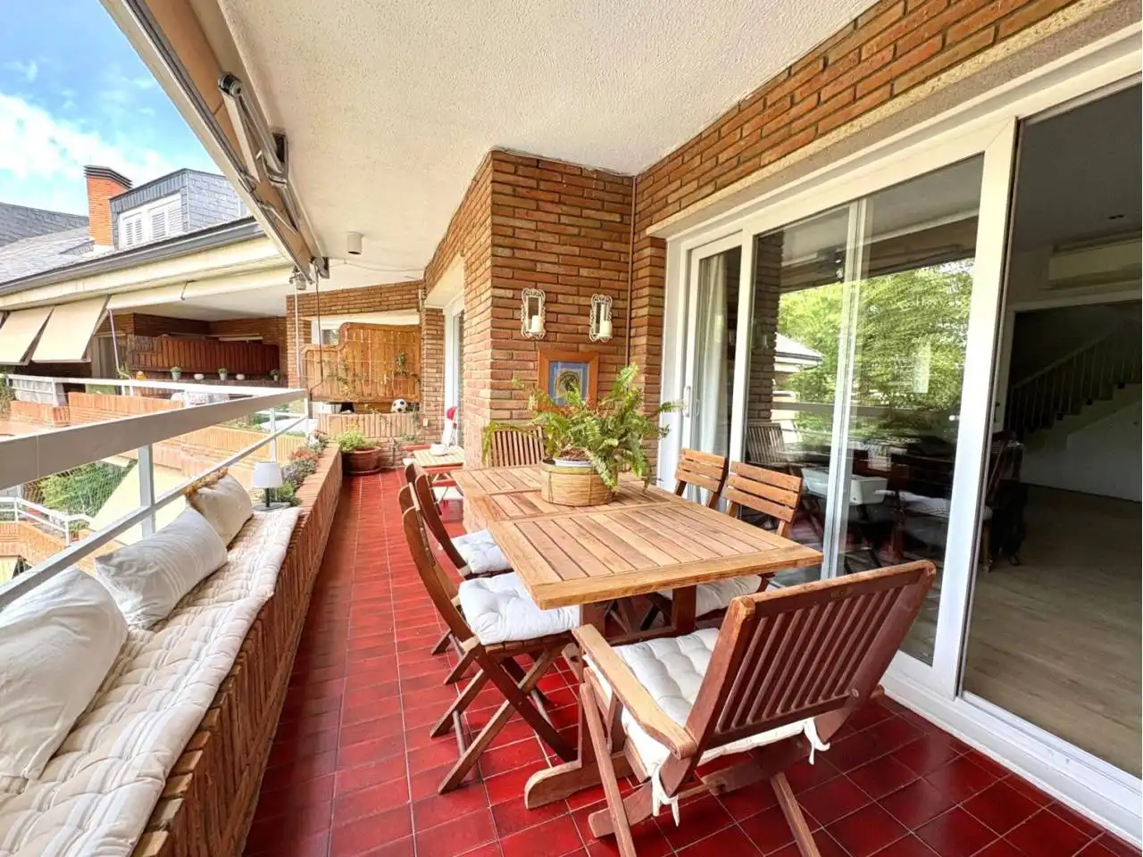 Terrasse von Maisonette zum Verkauf in Sant Cugat del Vallès mit Klimaanlage, Heizung und Parkett