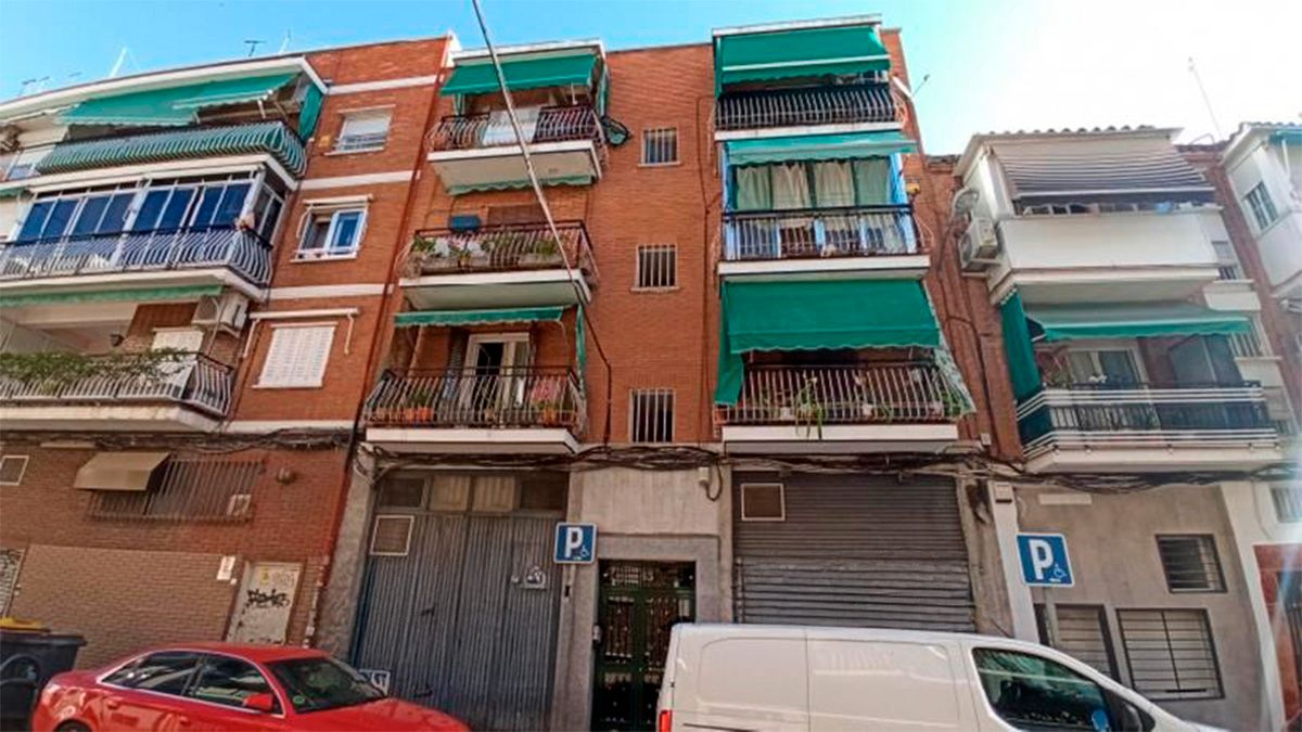 Exterior view of Premises for sale in  Madrid Capital