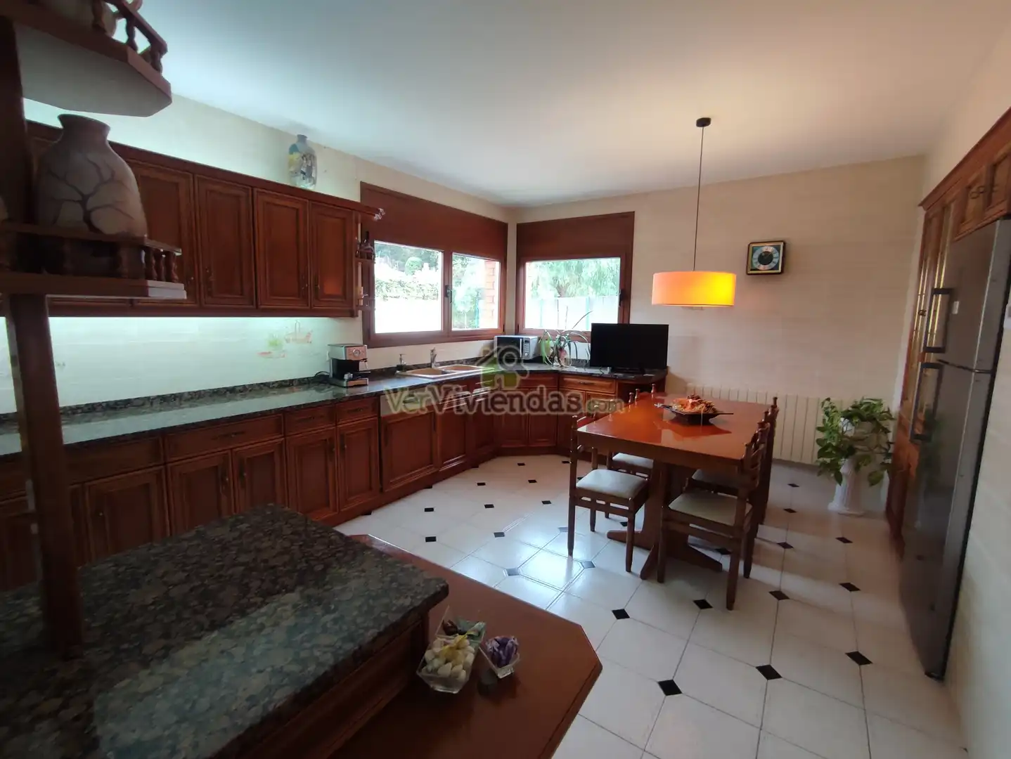 Cuina de Casa o xalet en venda en La Palma de Cervelló amb Calefacció, Jardí privat i Terrassa