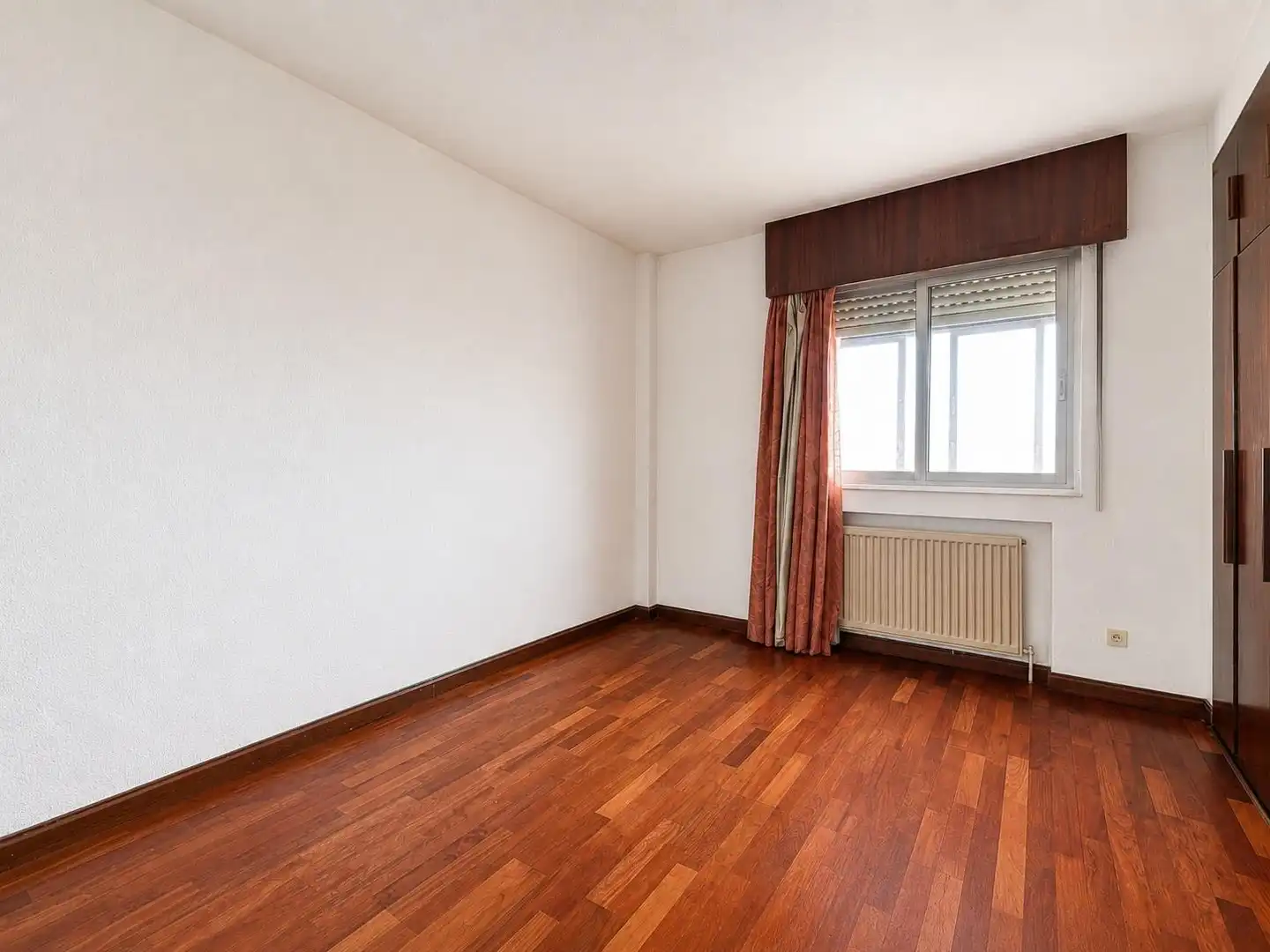 Bedroom of Flat for sale in Madrid  with Air Conditioner, Heating and Terrace