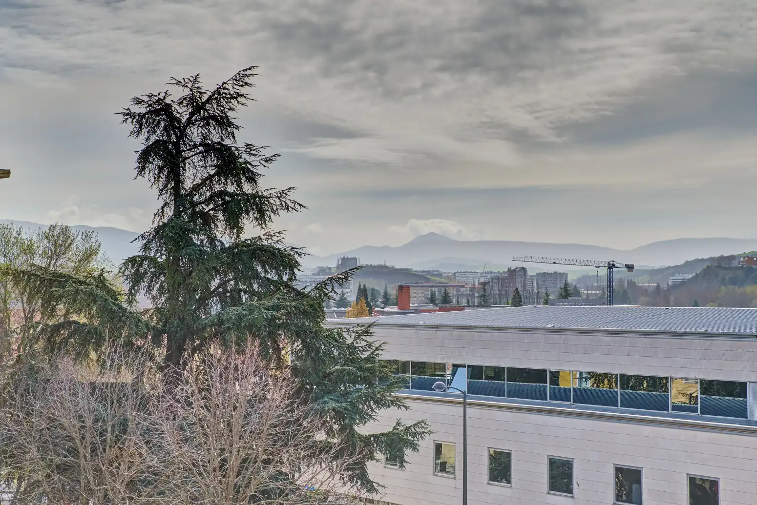 Vista exterior de Piso en venta en  Pamplona / Iruña con Calefacción y Parquet