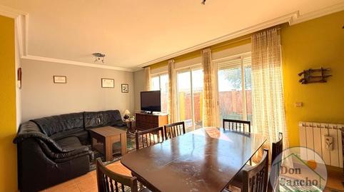 Foto 4 de Casa adosada en venda a Valdestillas, Valladolid