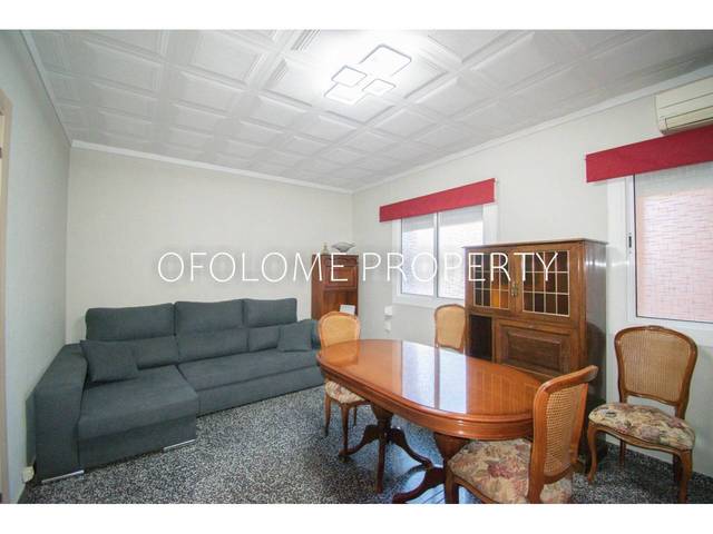 Piso en Venta en Avenida Madrid en Sants-Badal