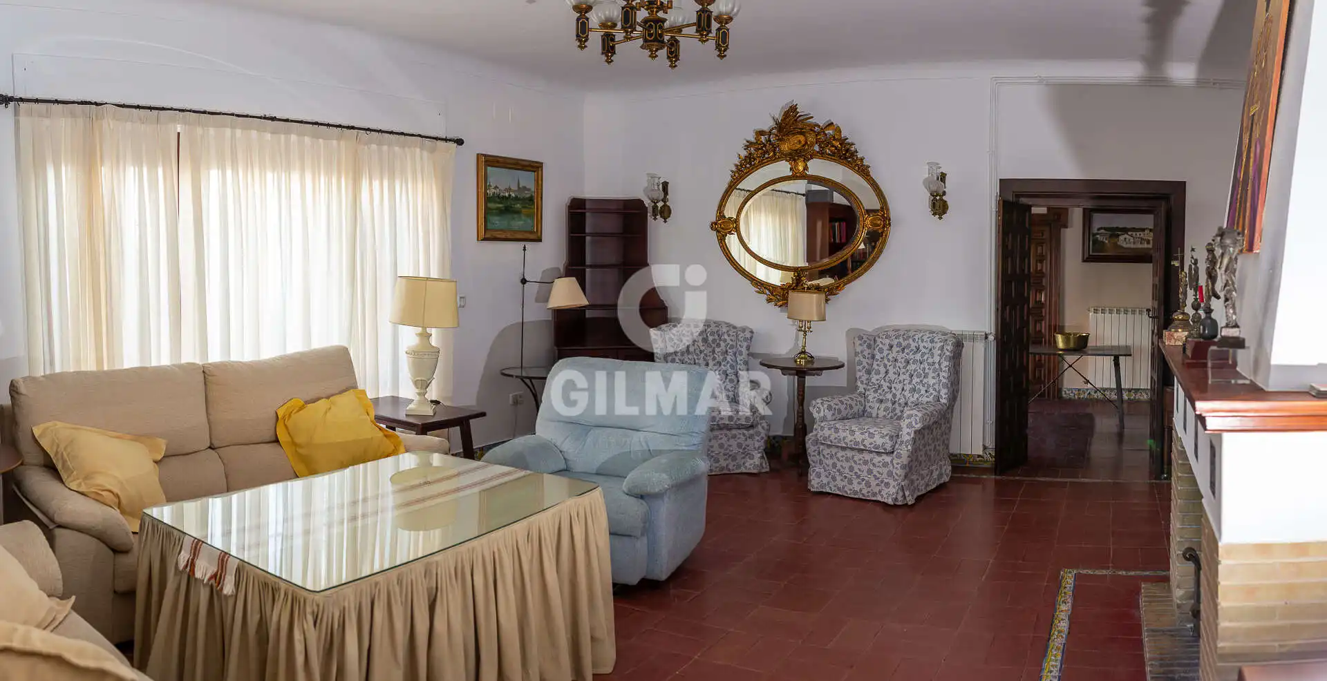 Sala de estar de Casa o chalet en venta en Marchena con Calefacción, Jardín privado y Piscina