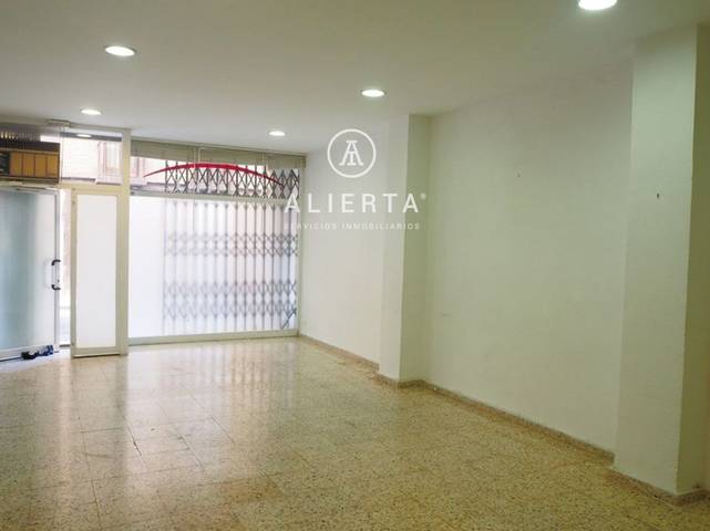 Local comercial en Alquiler en Cervantes en Paseo Sagasta