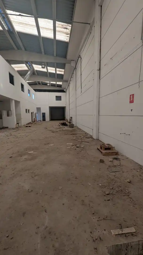 Industriegebäude zum Verkauf in PAVIAS, imagen 10