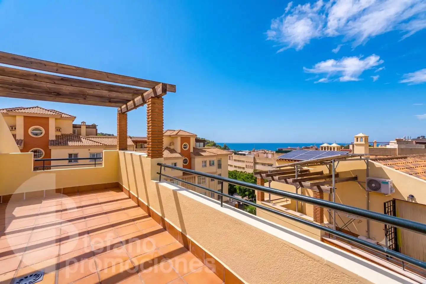 Terraza de Casa adosada en venta en Málaga con Aire acondicionado, Calefacción y Jardín privado