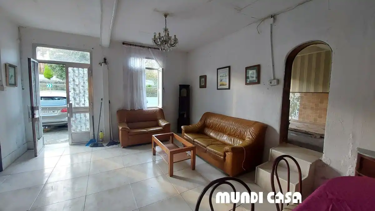 Sala d'estar de Casa o xalet en venda en Boiro