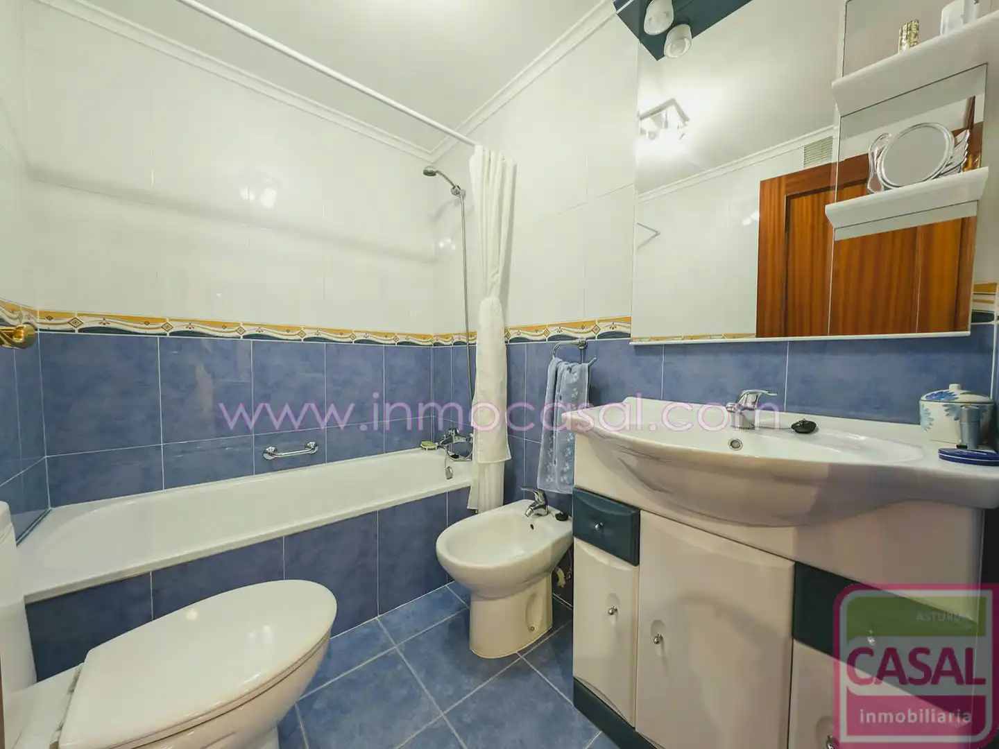 Bathroom of Flat for sale in Aller  with Heating, Storage room and Furnished