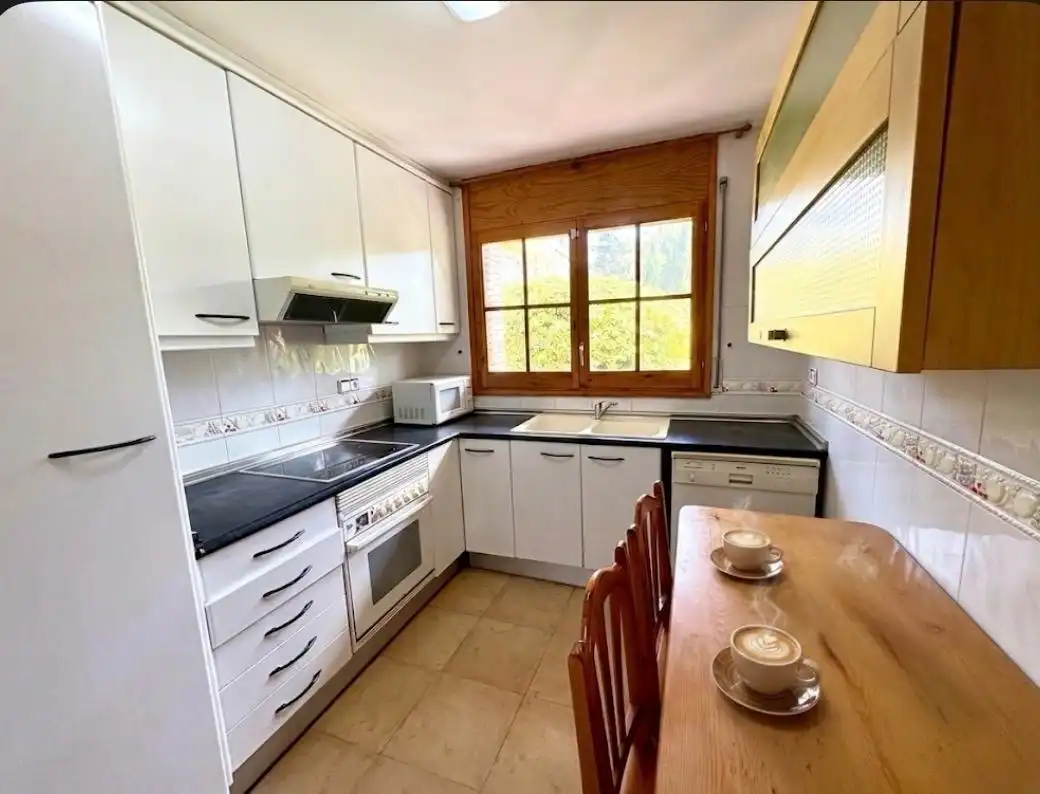 Cocina de Casa o chalet en venta en Lliçà d'Amunt con Aire acondicionado, Calefacción y Jardín privado