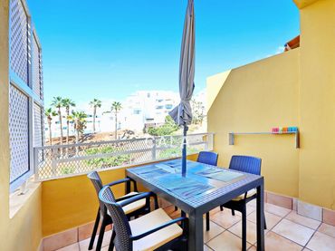 Apartment with balcony for sale in Antonio Navarro