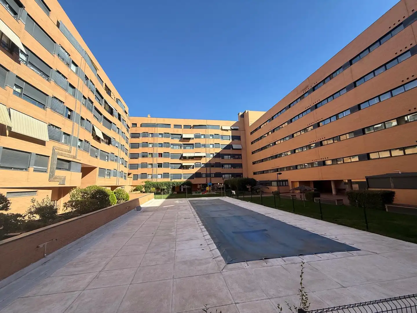Vista exterior de Piso en venta en Madrid con Aire acondicionado, Terraza y Trastero