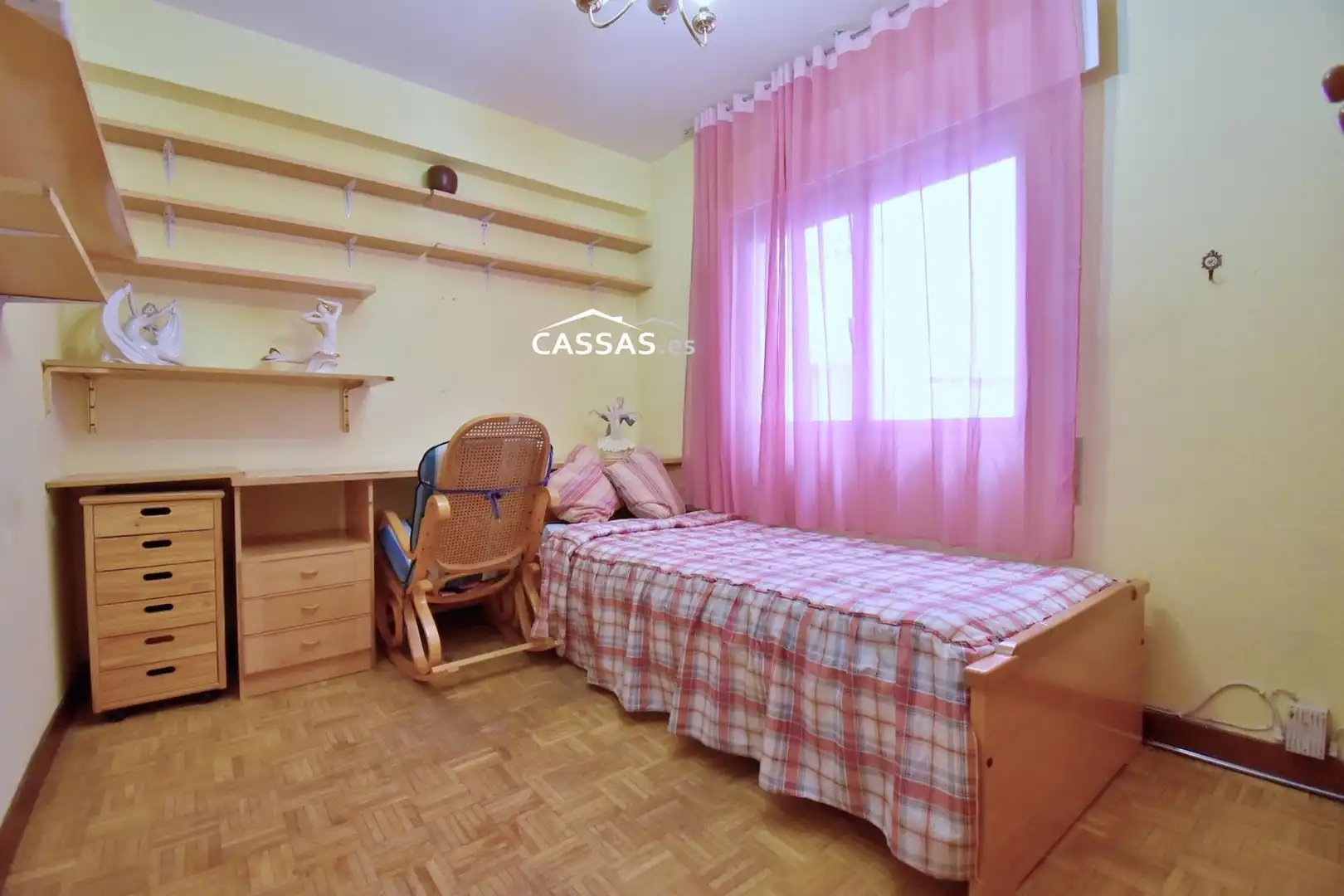 Habitación de Piso en venta en Torrejón de Ardoz con Parquet y Terraza