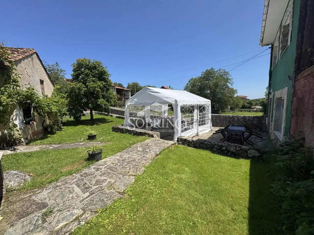 Casa o xalet en venda en Llanes amb Calefacció i Jardí privat