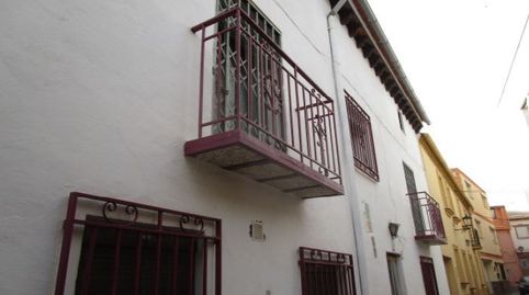 Solvia Inmobiliaria  Chalet adosado Dílar